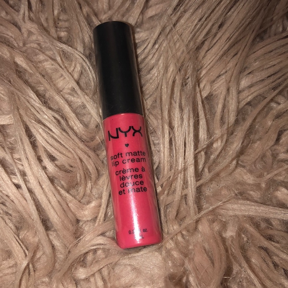NYX soft matte lip cream